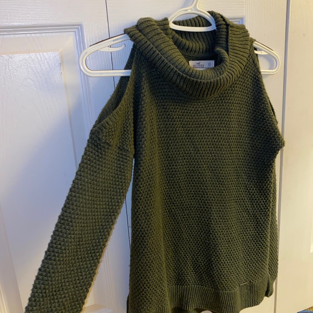 Hollister Sweater